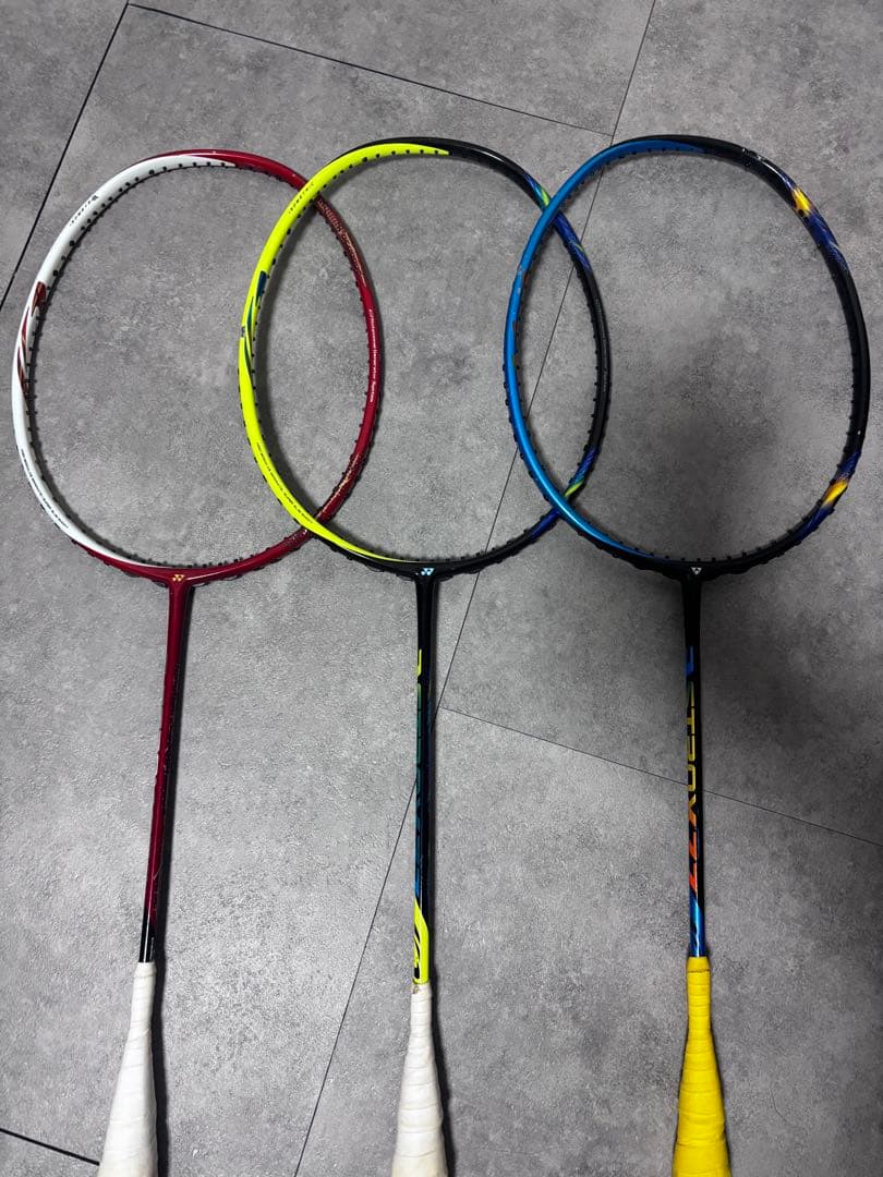 バドミントンラケット ASTROX 3本セット