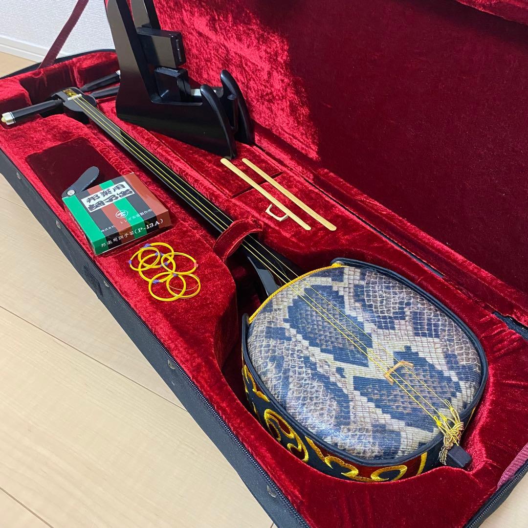 沖縄三線 蛇柄 ハードケース付き