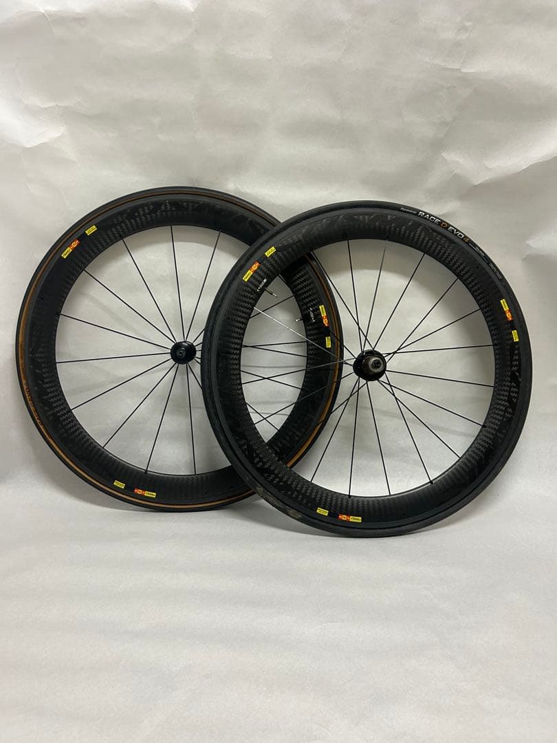 COSMIC カーボンホイール