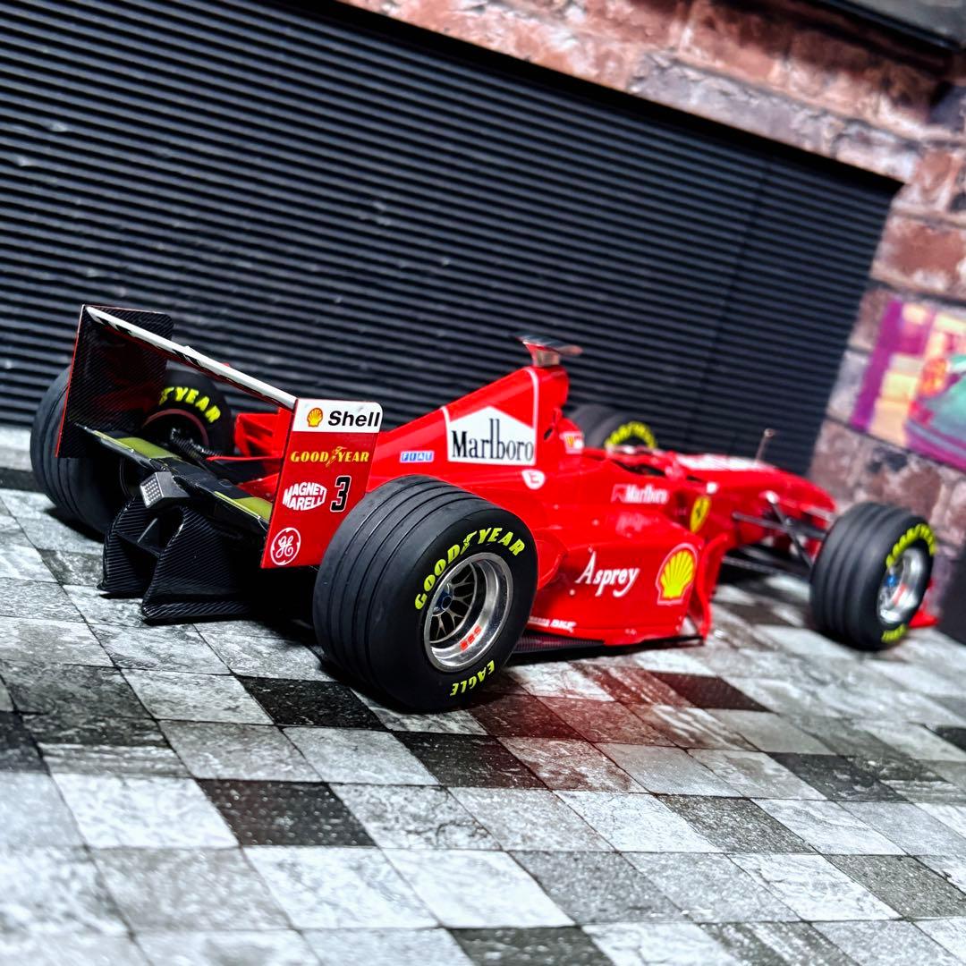 デカール加工品 1/18 GP replicas フェラーリ F300