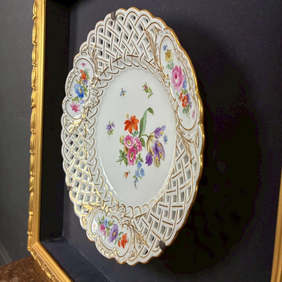 美品 マイセン 透かし皿 透かし細工金彩プレート 花と昆虫 額皿 MEISSEN