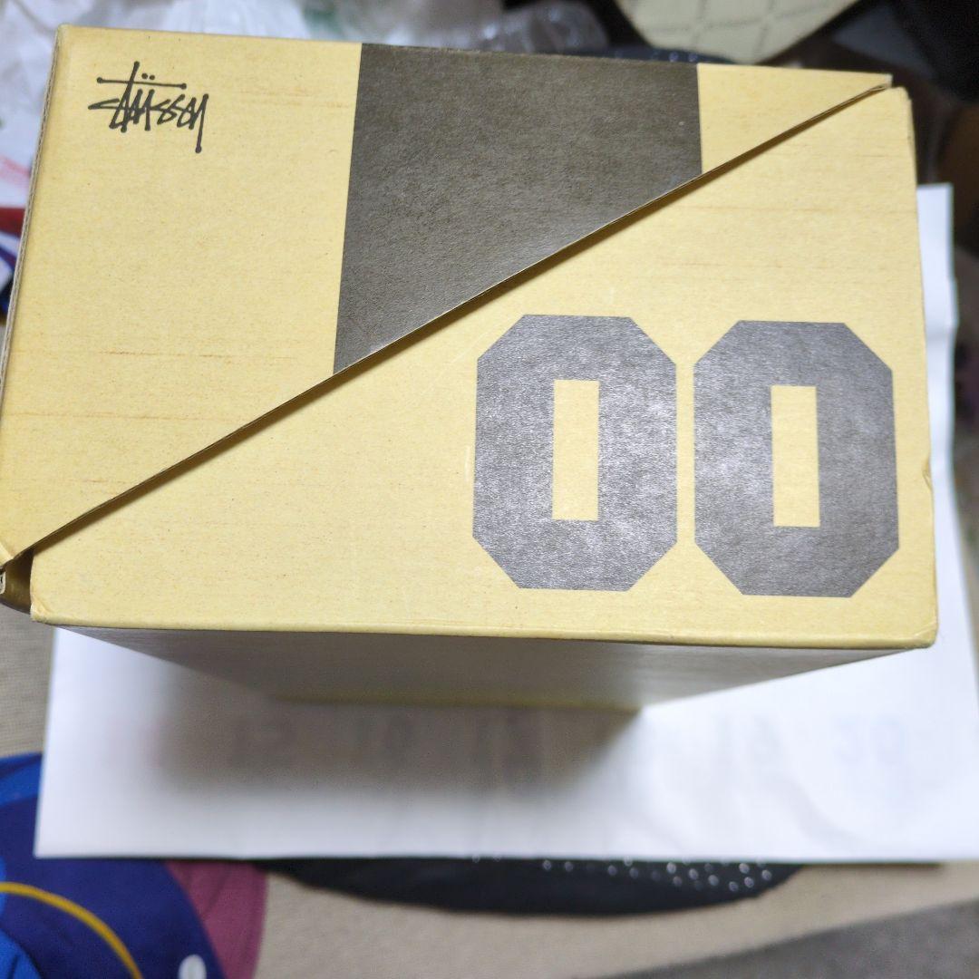 STUSSY 限定版プレミアムボックス 激レア3品タグ付き3つは使用したもの
