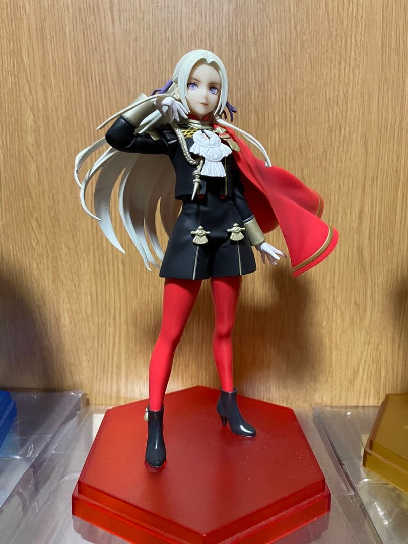 ファイアーエムブレム　風花雪月　フィギュア 3体セット