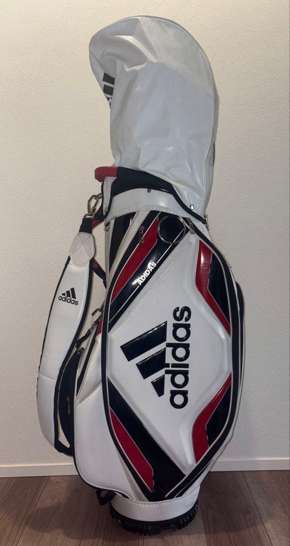 アディダス キャデバッグ 白黒赤 ゴルフバッグ