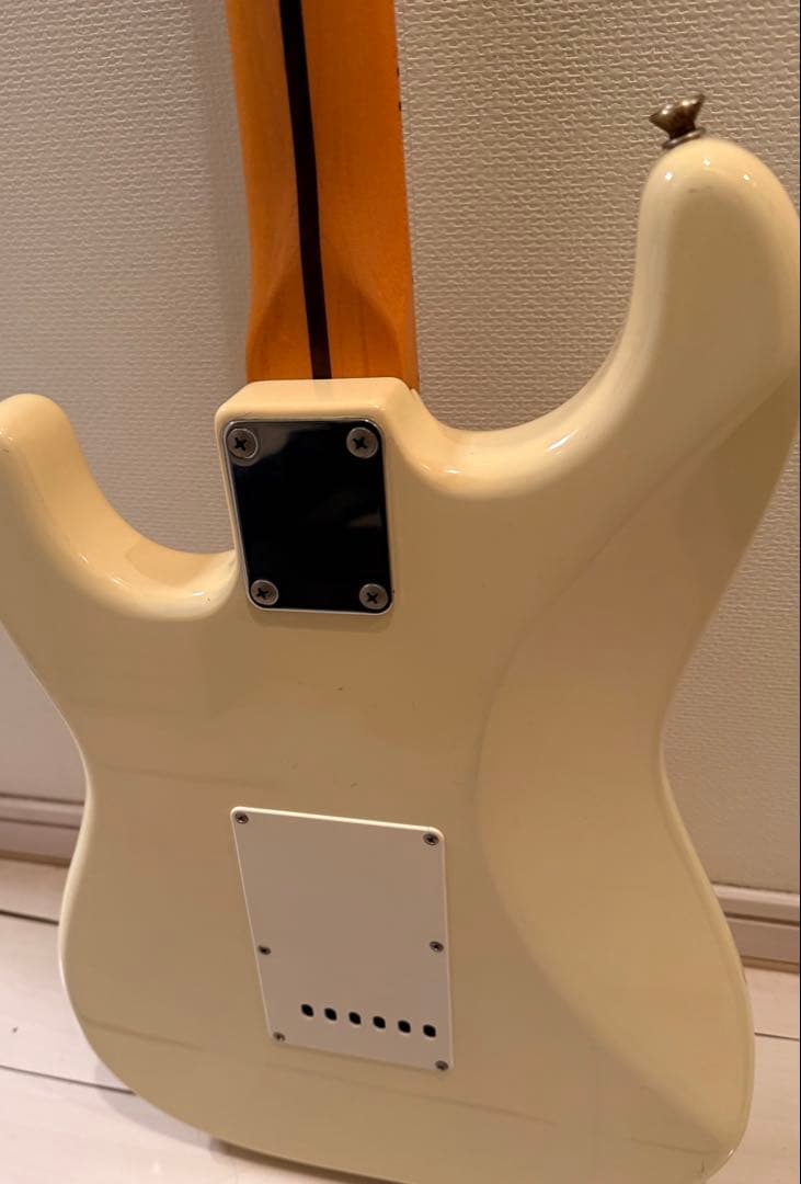 Chuuスクワイアネック、ジャパンフェンダーボディストラトキャスター