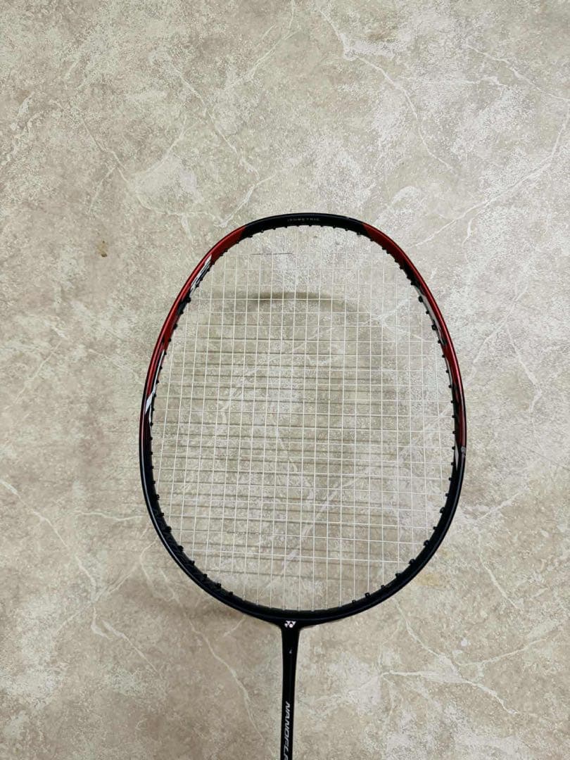 YONEX ナノフレア700 4UG5