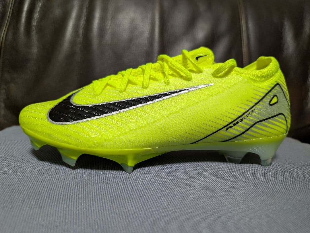 ナイキ エア ズーム ヴェイパー 16 エリート FG 24.5cm