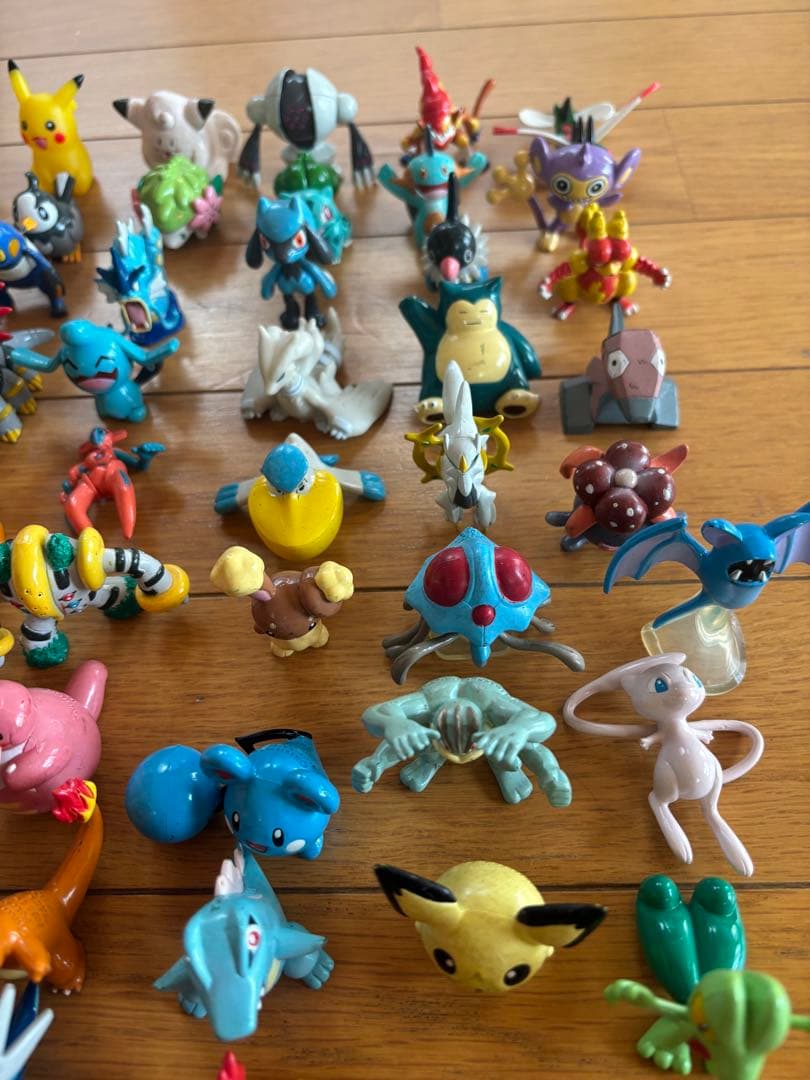 ポケモン フィギュア コレクション　100体以上あります。