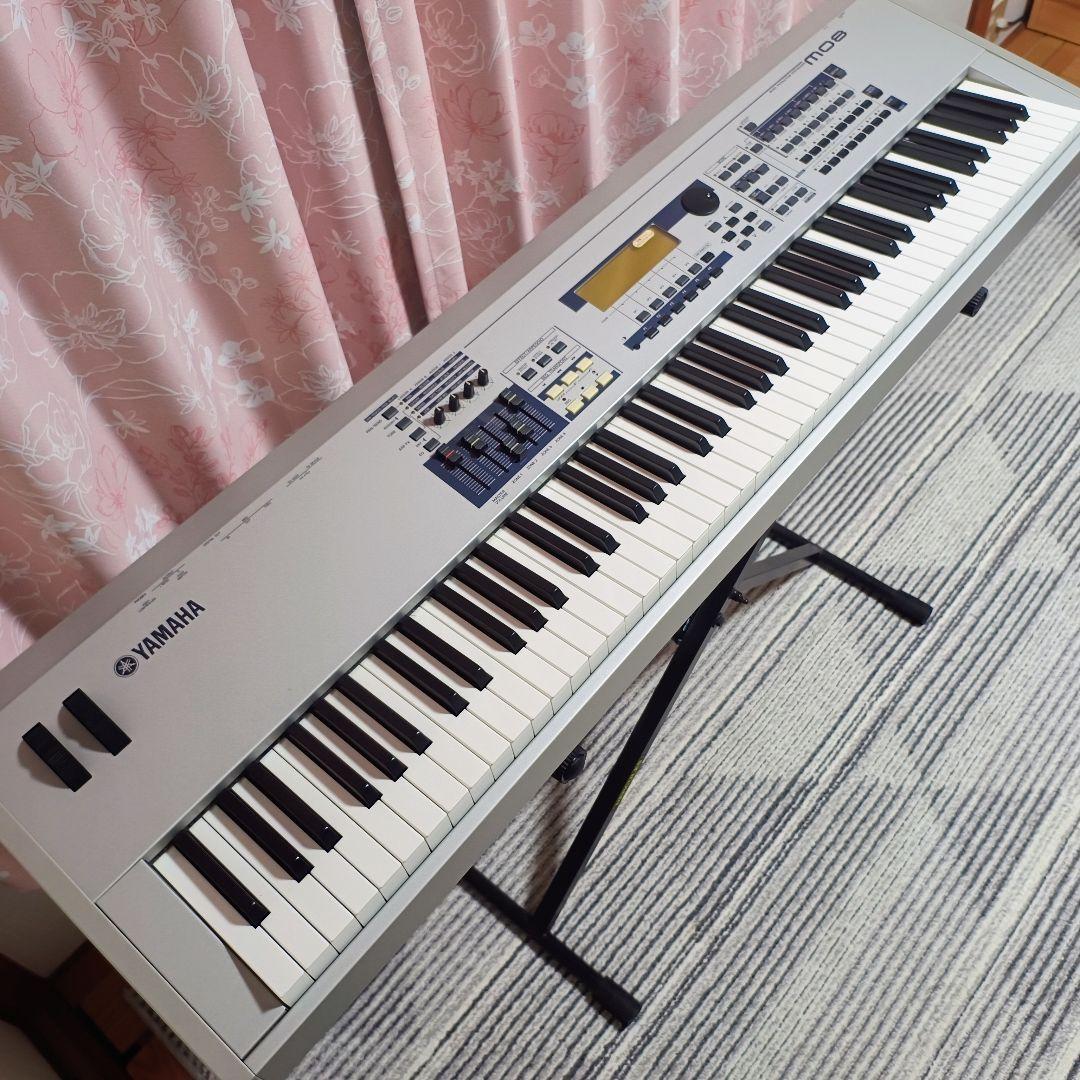 美品 YAMAHA MO8 88鍵盤 ミュージックプロダクション シンセサイザー