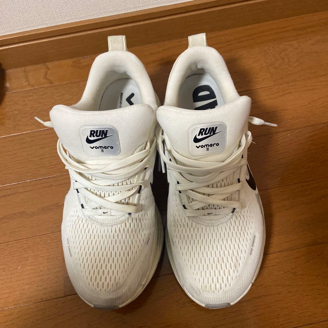 NIKE ボメロ　ランニングシューズ