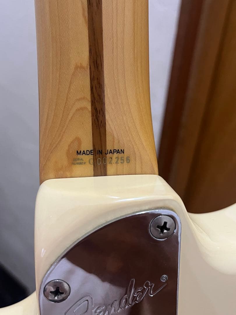 t*n様 fender japan ストラトキャスター ディマジオhs-4/hs