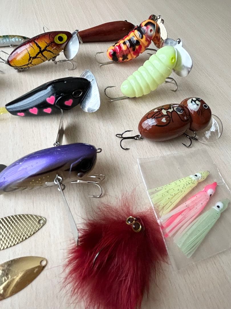 SMITH キャタピー、他ナマズ、バス、雷魚ルアー10個