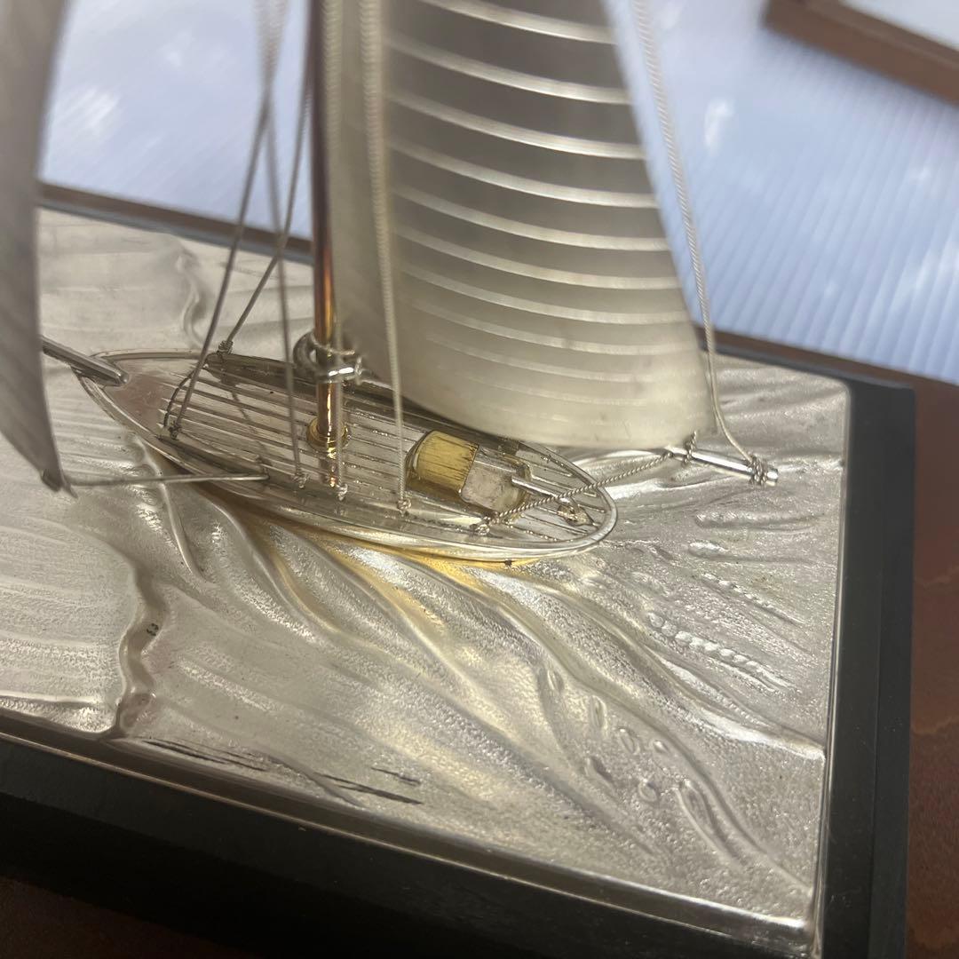 ラ*ム様 銀製品 ヨット 航海船 帆船 ガラスケース付き 縁起物 工芸品 置物