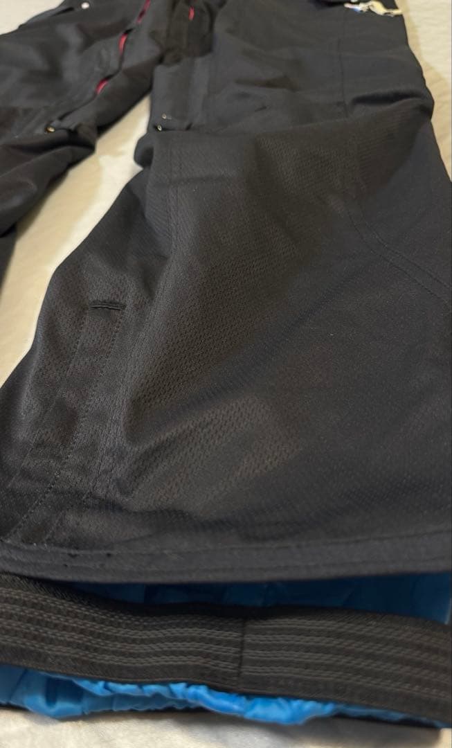 美品　swivel スノボウェア　11号　ディズニー　コラボ