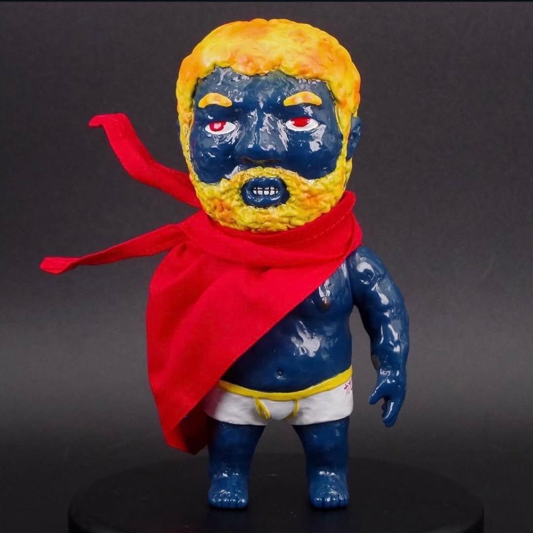 Snail toys ヘラクレス(闘神) 墓場の画廊コラボ