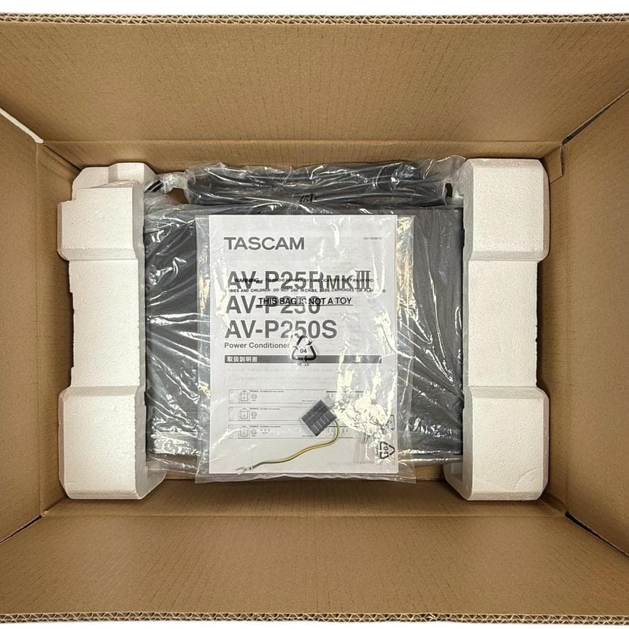 美品・TASCAM パワーディストリビューター/コンディショナー AV-P250