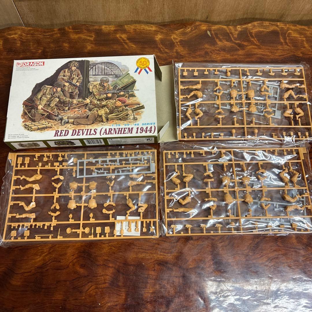 ドラゴン プラモデルセット 1:35 6点　0126o105