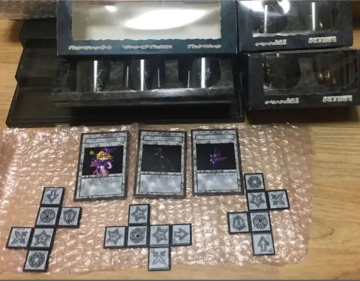 遊戯王 非売品 ダンジョンダイスモンスターズBOX ブラックマジシャン　シルバー