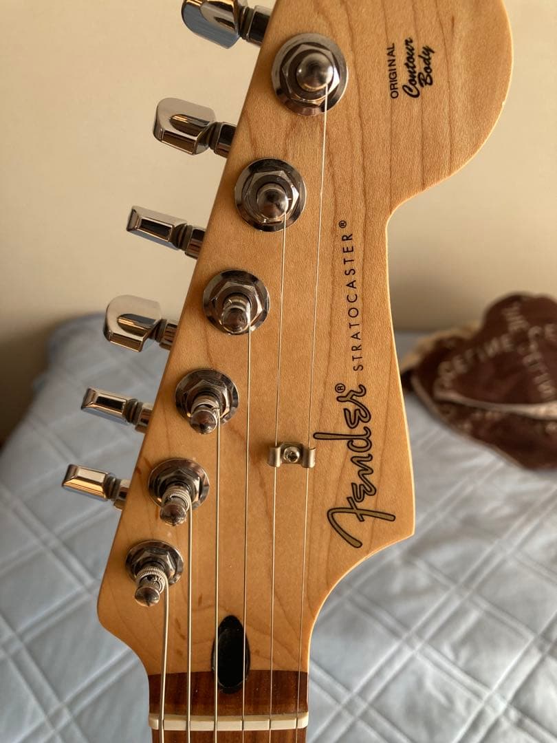 10月中 fender player stratocaster sunburst