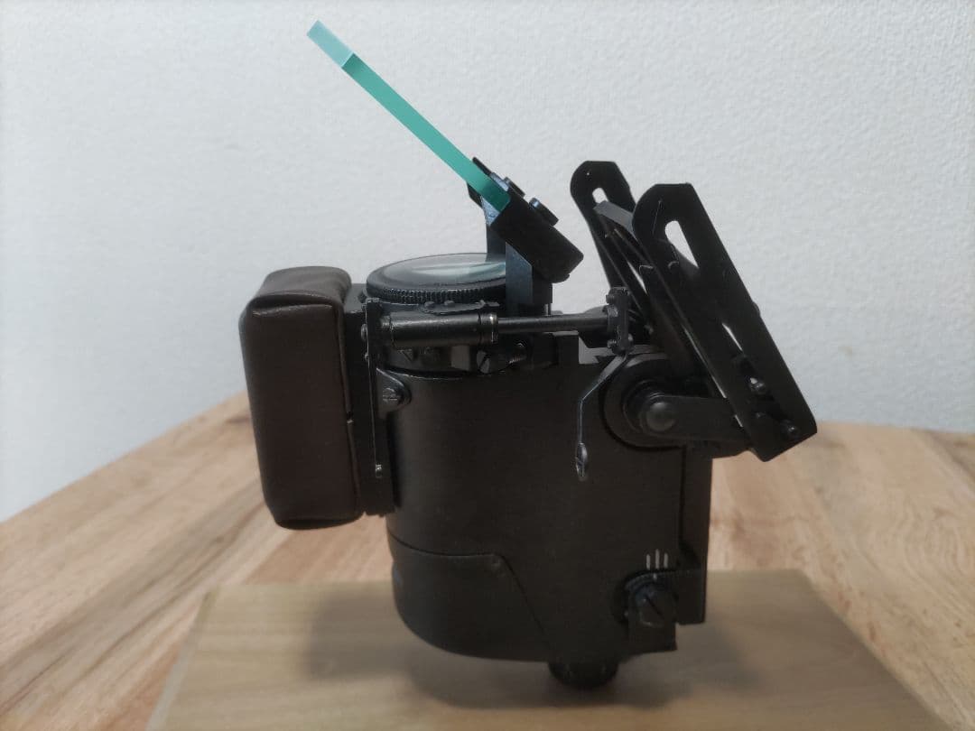 零式艦上戦闘機　四式射撃照準器　実物大模型　おまけ　ケース付き