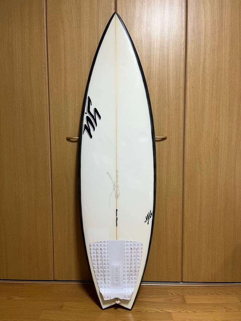 ワイユーサーフボード ショートボード 5'6\