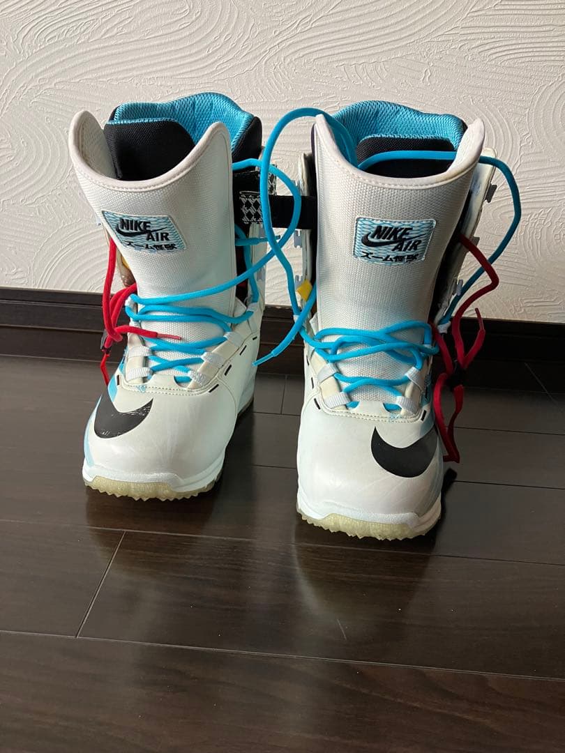 Nike Air スノーボードブーツ ホワイト