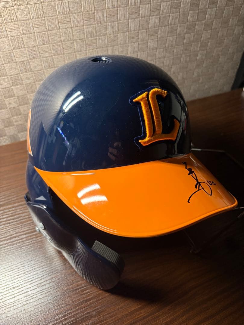 埼玉西武ライオンズヘルメット 川野涼太選手サイン入り