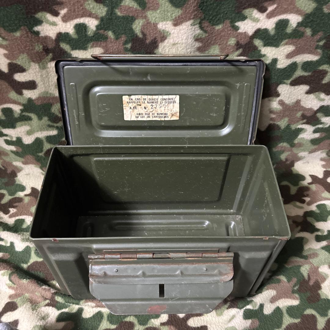 2点セット　フランス軍　CAL.50 AMMO BOX 米軍　TOOL BAG