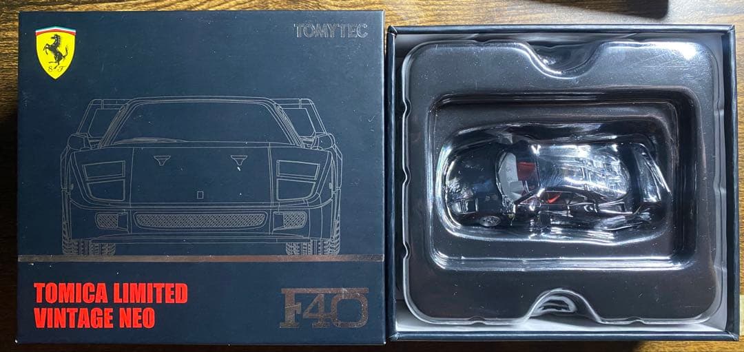 トミカ リミテッド ヴィンテージ ネオ フェラーリ F40 黒