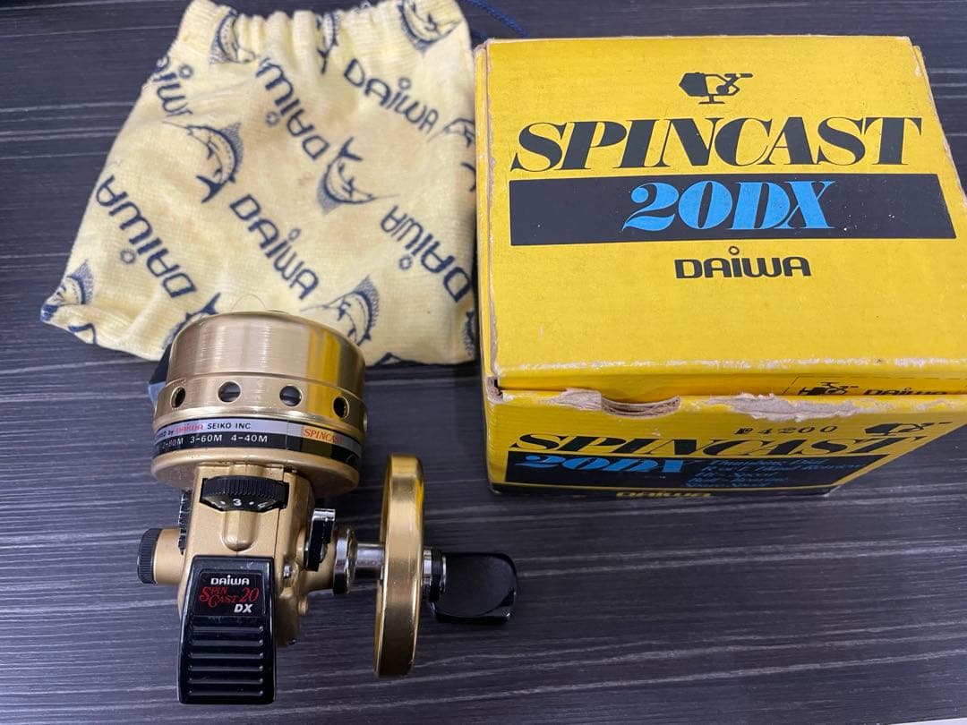 DAiWA ダイワ　SPINCAST 20DX スピンキャスト　リール　釣具