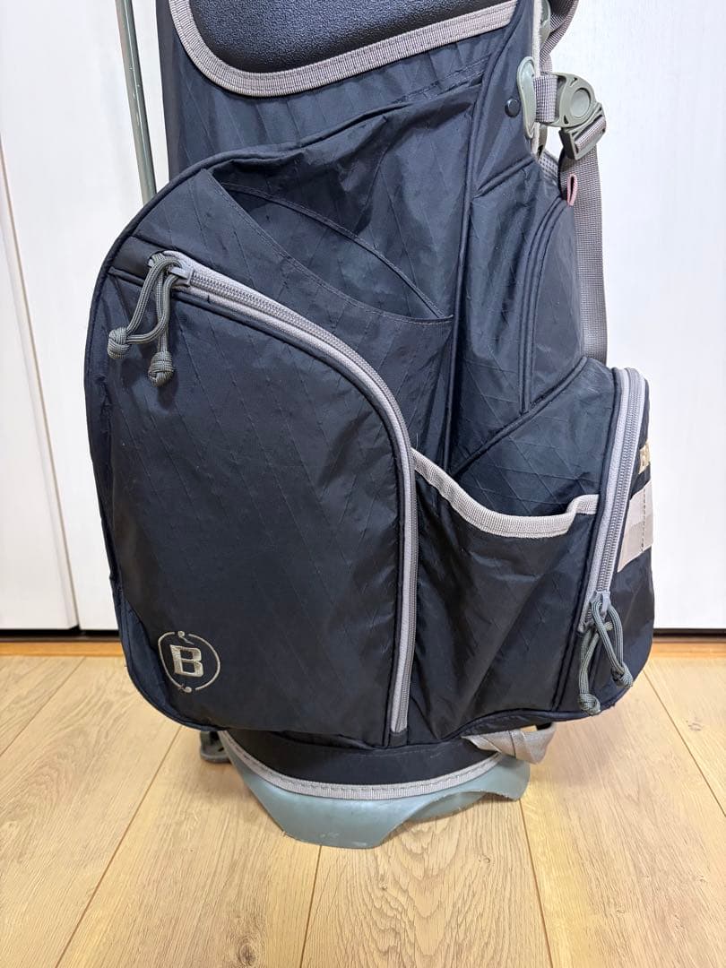 ブリーフィング　キャディバック&ヘッドカバーフルセット　キャップおまけ付き