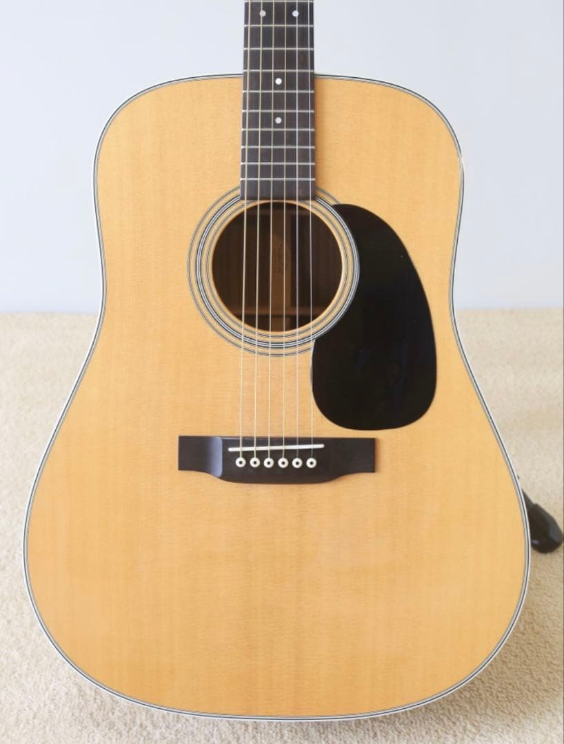 【超美品】Martin D-28 2009年製 ミントコンディション。綺麗な木目