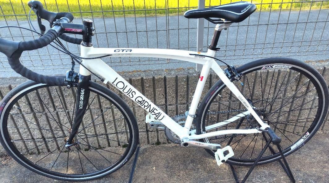 Louis Garneau ロードバイク