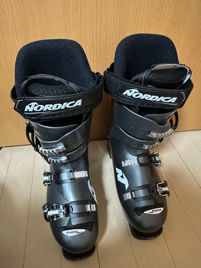 Nordica スキーブーツ ACPシステム　27.5cm 未使用品(試着のみ)