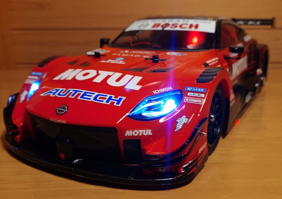 MOTUL AUTECH Z LEDライト付＆プロポバッテリー充電器完成品セット