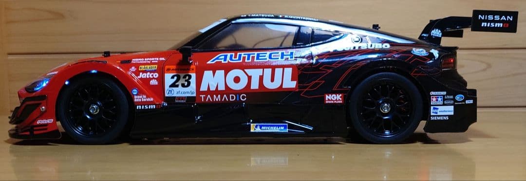 MOTUL AUTECH Z LEDライト付＆プロポバッテリー充電器完成品セット