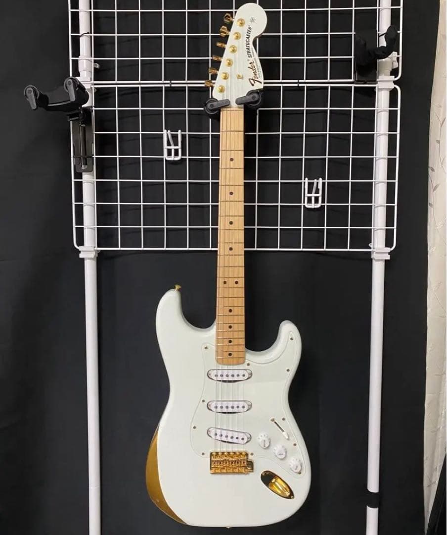 ギター Fender Ken Stratocaster