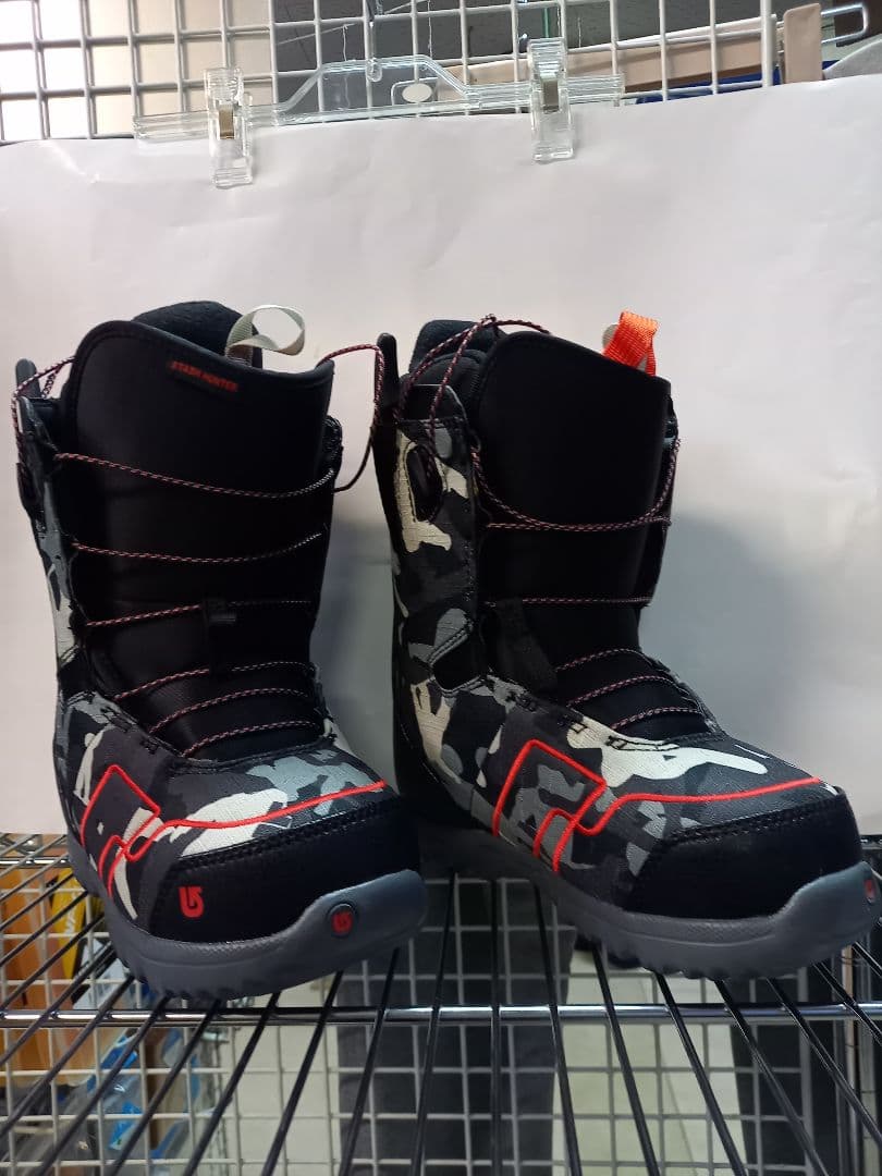 Burton STASH HUNTER JR 22㎝ ブーツ