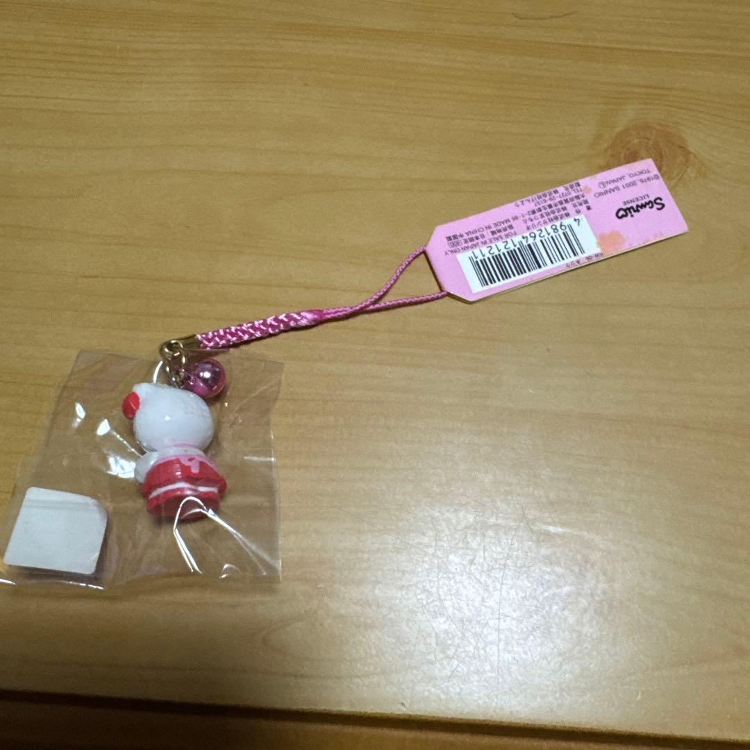 ★ご当地キティ レストラン限定 ウェイトレスバージョン 根付け★