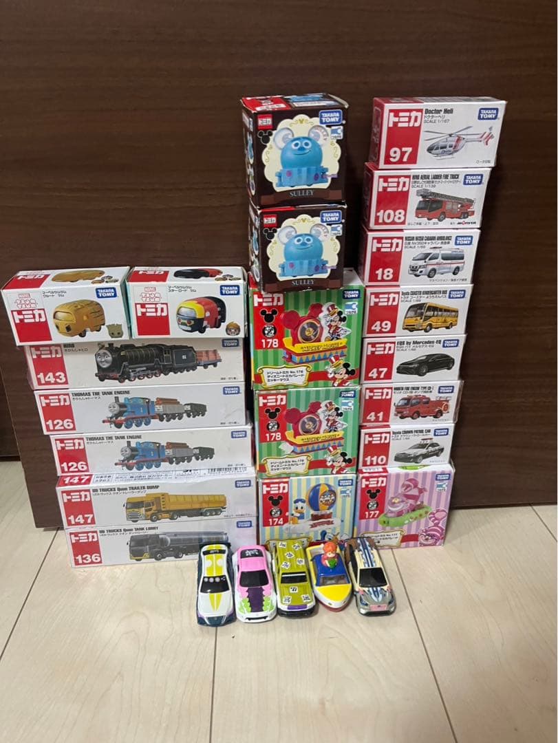 トミカ ミニカー セット 多数25台