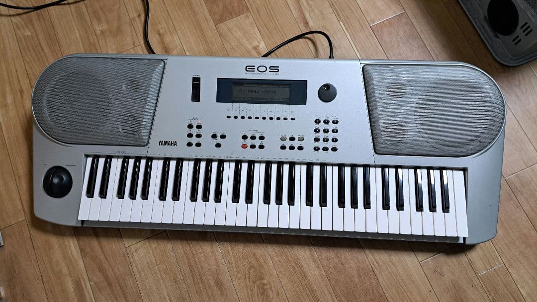 シンセサイザー YAMAHA EOS B900