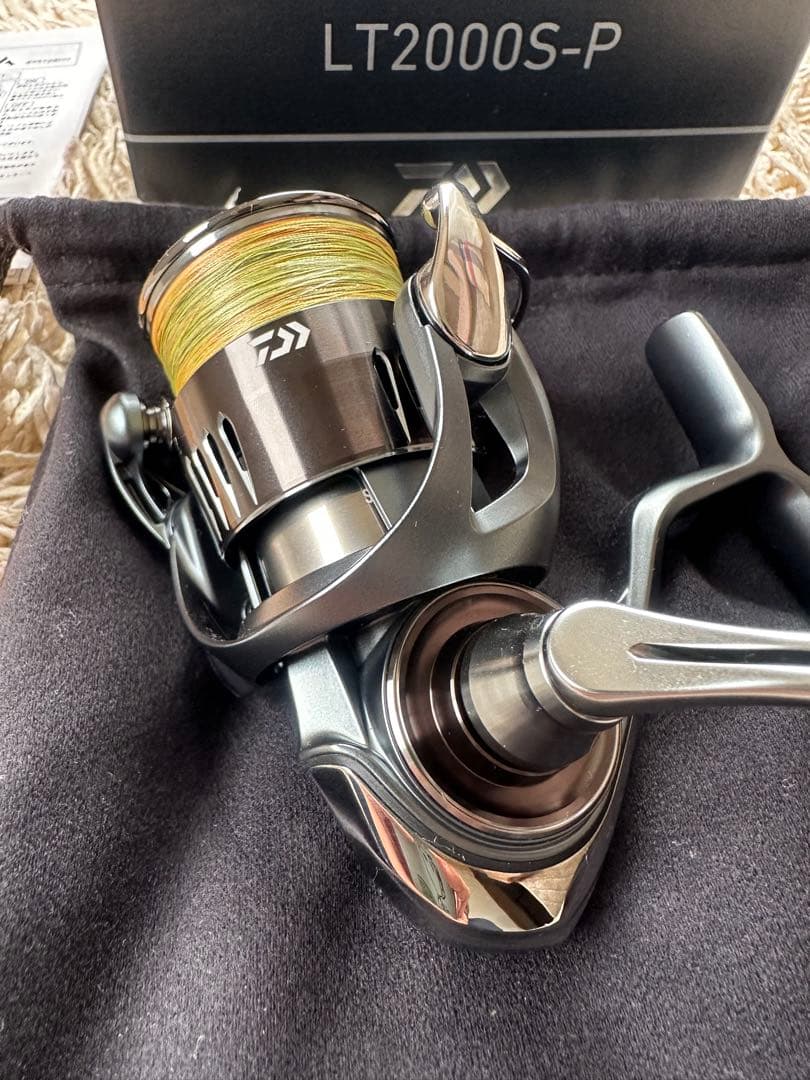 ダイワ　24エアリティ ST LT2000S-P