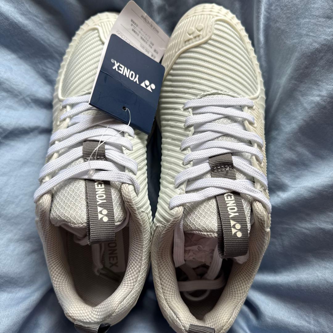 【新品未使用】YONEX スポーツシューズ ホワイト
