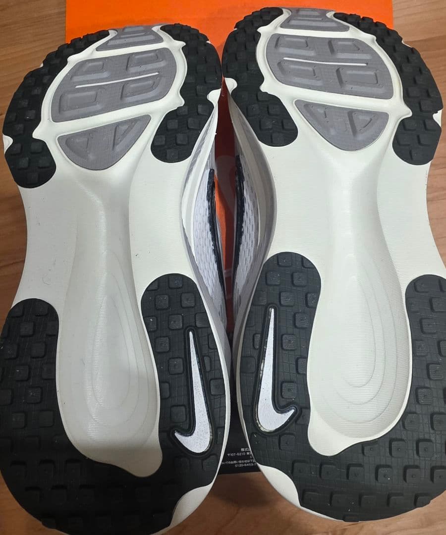 【新品】NIKE ナイキVomero18 ボメロ18 RUN 　26.5cm