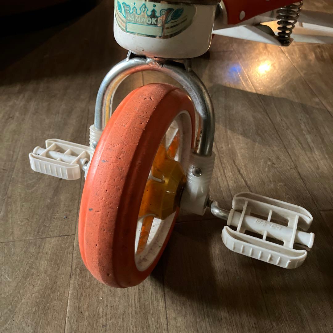 PLAY MATE 三輪車 ホワイト・オレンジ　中古品