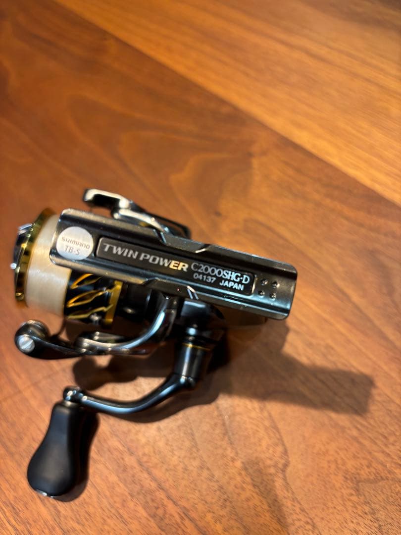 20ツインパワー C2000SHG シマノTWIN POWER SHIMANO