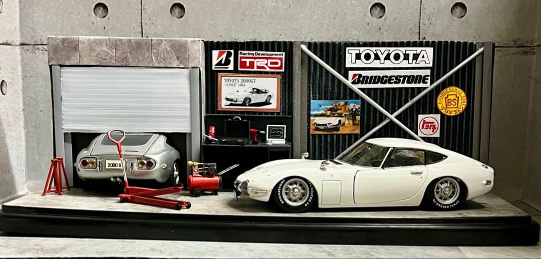 国産名車 1/24 トヨタ 2000GT カスタム ガレージ ジオラマ ミニカー