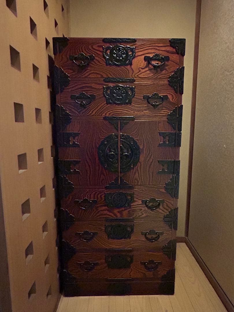 岩谷堂箪笥
