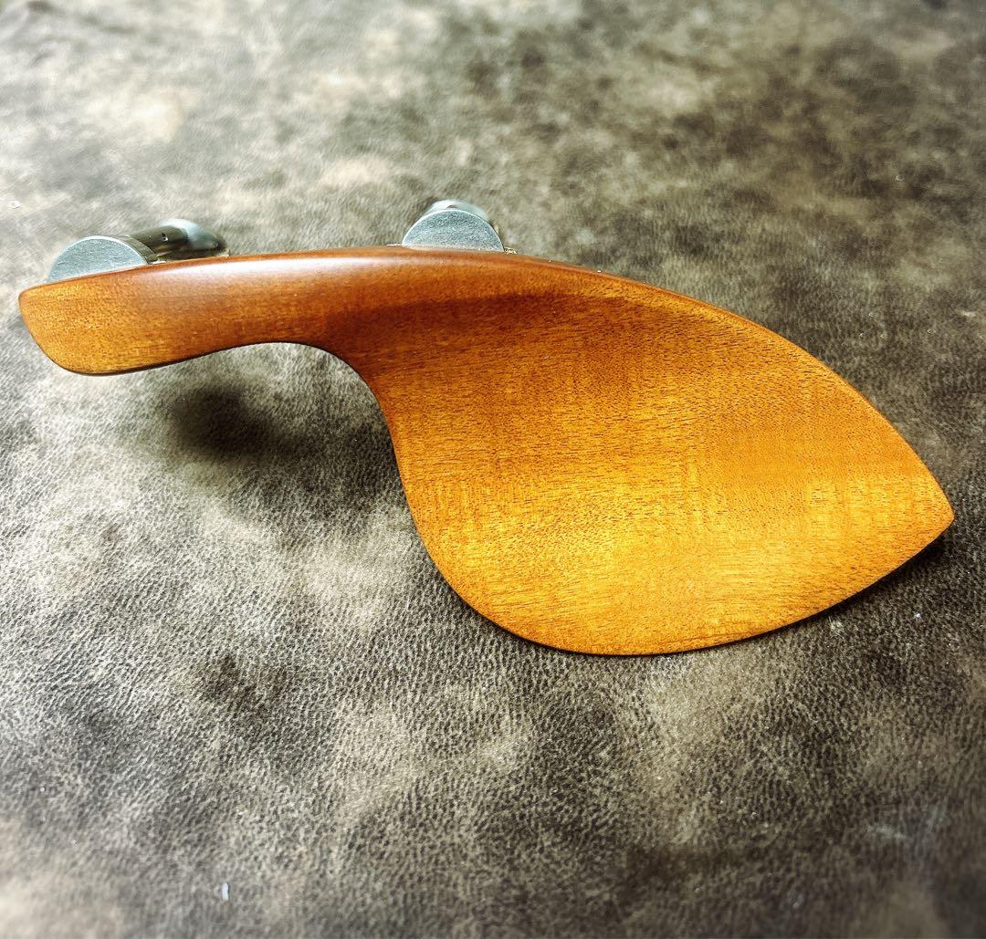 高精度軽量バイオリン4/4顎当グァルネリ型チタニウム