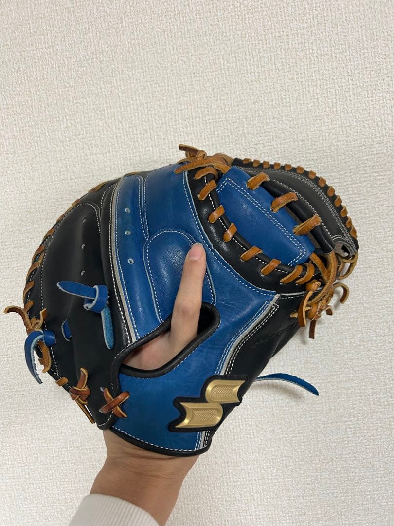 阪神タイガース　梅野隆太郎モデル　軟式用グローブ